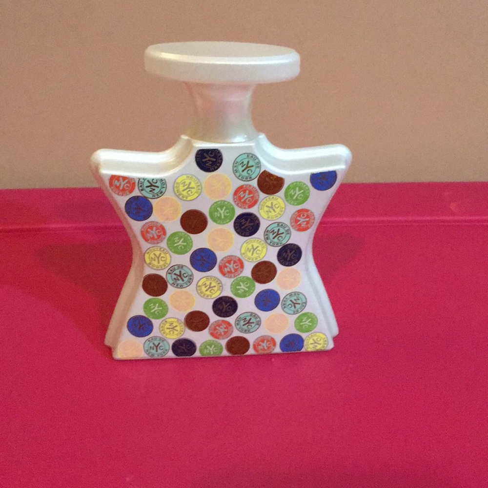 Bond No 9